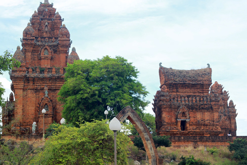 địa điểm du lịch ninh thuận tháp chàm